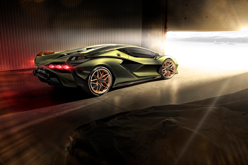 Illustration for article titled The 2020 Lamborghini Sián Is Here With 819 HP And A Hybrid V12